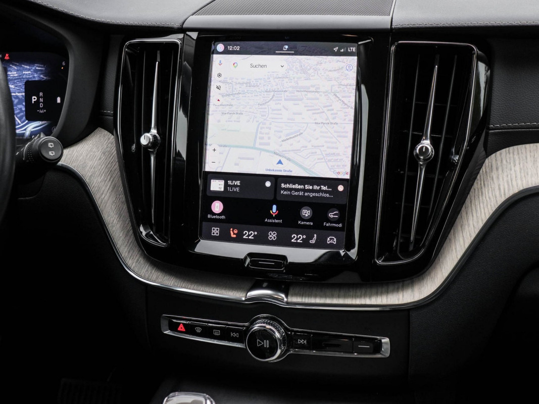 Volvo XC60 B4 Diesel - SUV/Off-road - Silber - Gebrauchtwagen - Bild 7