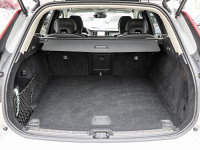 Volvo XC60 B4 Diesel - SUV/Off-road - Silber - Gebrauchtwagen - Bild 11