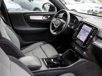 Volvo XC40 B4 - SUV/Off-road - Schwarz - Gebrauchtwagen - Bild 3
