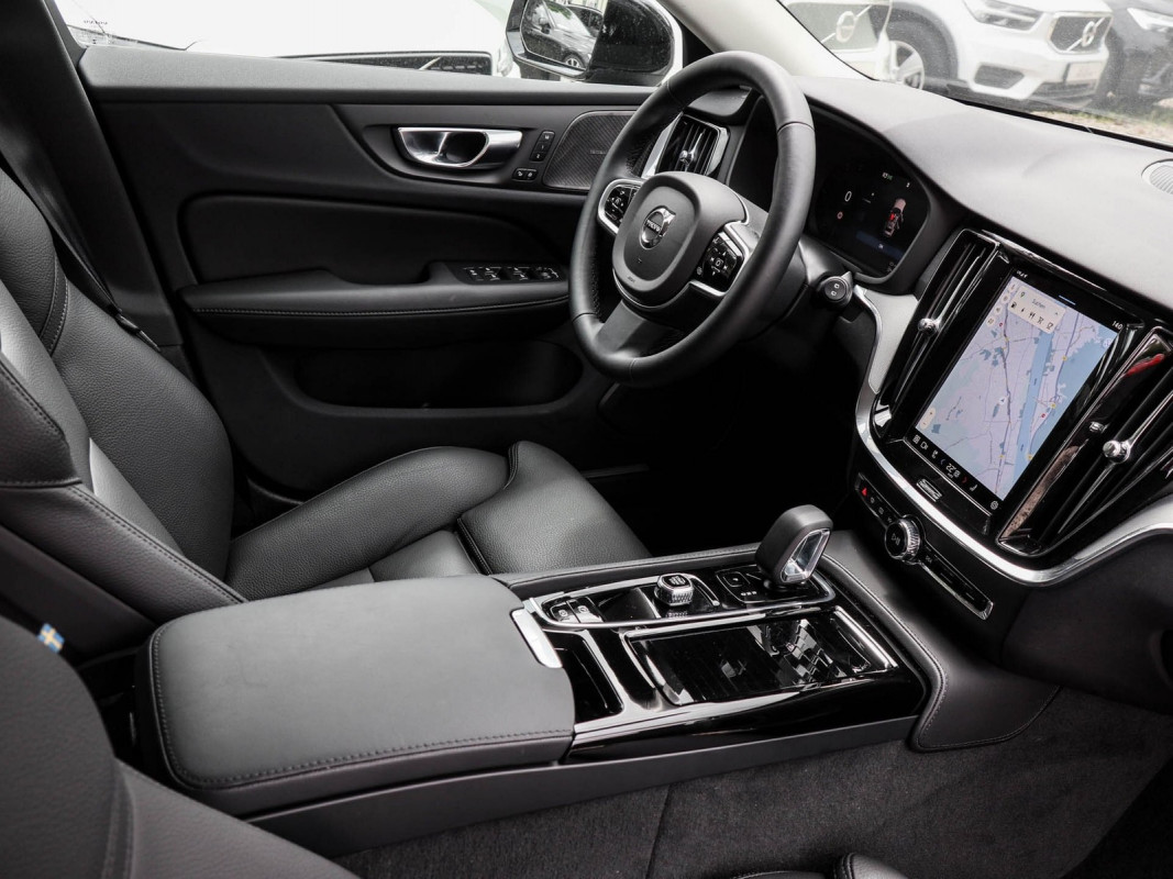 Volvo V60 T6 AWD - Kombi - Grau - Gebrauchtwagen - Bild 3