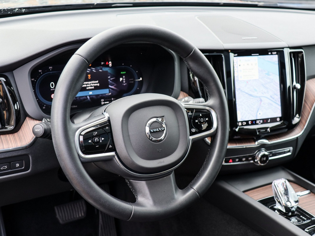 Volvo XC60 T6 - SUV/Off-road - Grau - Gebrauchtwagen - Bild 9