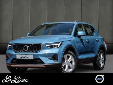 Volvo XC40 B3 - SUV/Off-road - Blau - Gebrauchtwagen - Bild 1