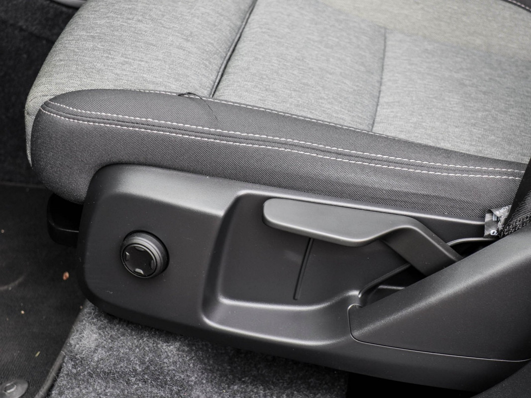 Volvo XC40 B3 - SUV/Off-road - Grün - Gebrauchtwagen - Bild 13