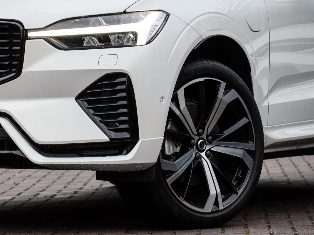 Volvo XC60 T6 - SUV/Off-road - Weiss - Gebrauchtwagen - Bild 5