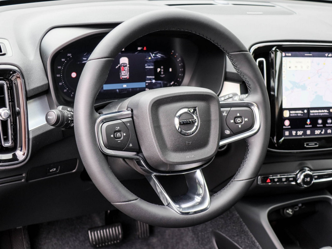 Volvo XC40 B3 - SUV/Off-road - Weiss - Gebrauchtwagen - Bild 9