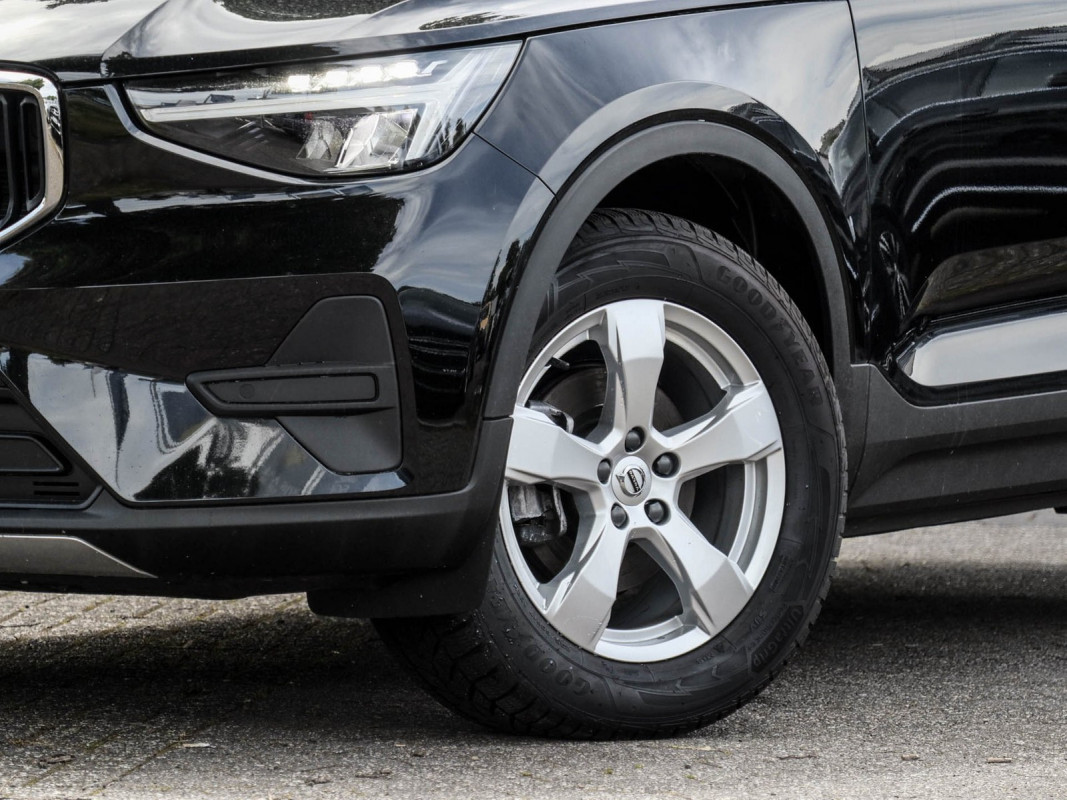 Volvo XC40 T2 - SUV/Off-road - Schwarz - Gebrauchtwagen - Bild 5