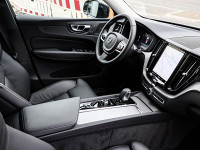 Volvo XC60 B5 (B) AWD - SUV/Off-road - Silber - Gebrauchtwagen - Bild 3