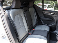 Volvo XC40 T2 - SUV/Off-road - Grau - Gebrauchtwagen - Bild 4