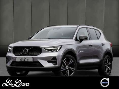 Volvo XC40 B4 - SUV/Off-road - Silber - Gebrauchtwagen - Bild 1