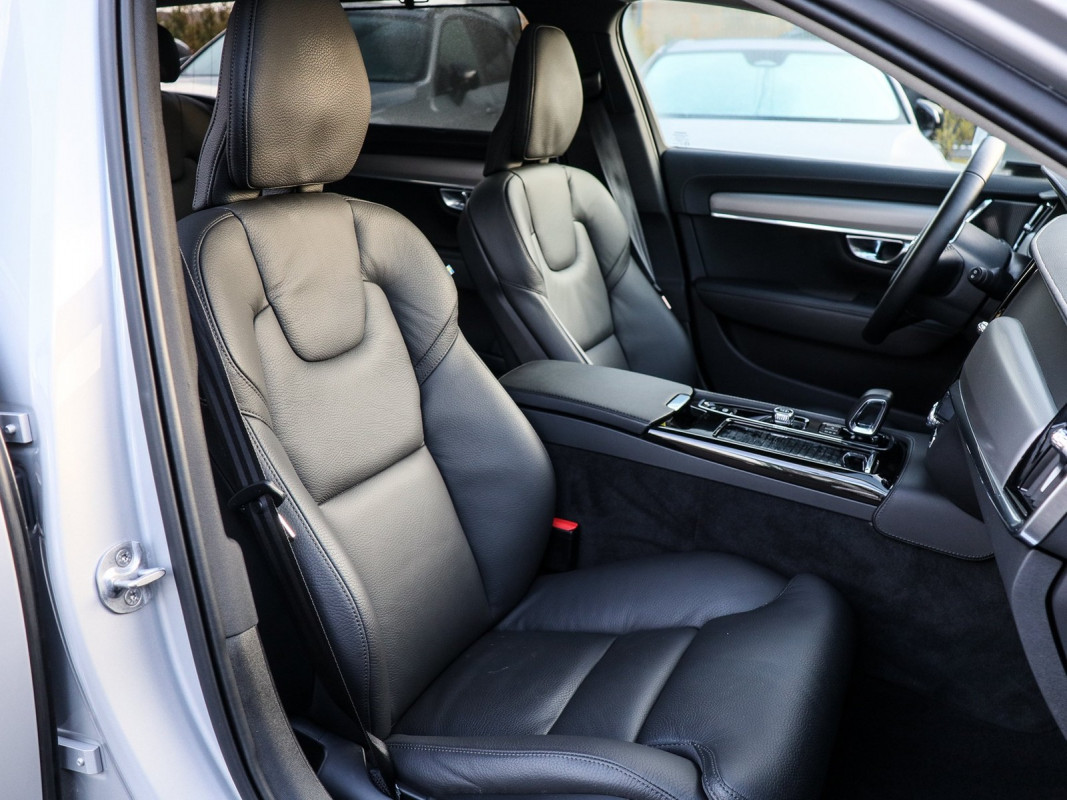 Volvo V90 T6 Recharge AWD - Kombi - Silber - Gebrauchtwagen - Bild 6