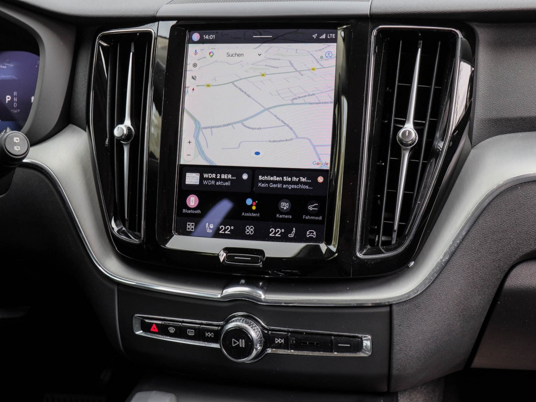 Volvo XC60 B4 - SUV/Off-road - Schwarz - Gebrauchtwagen - Bild 7