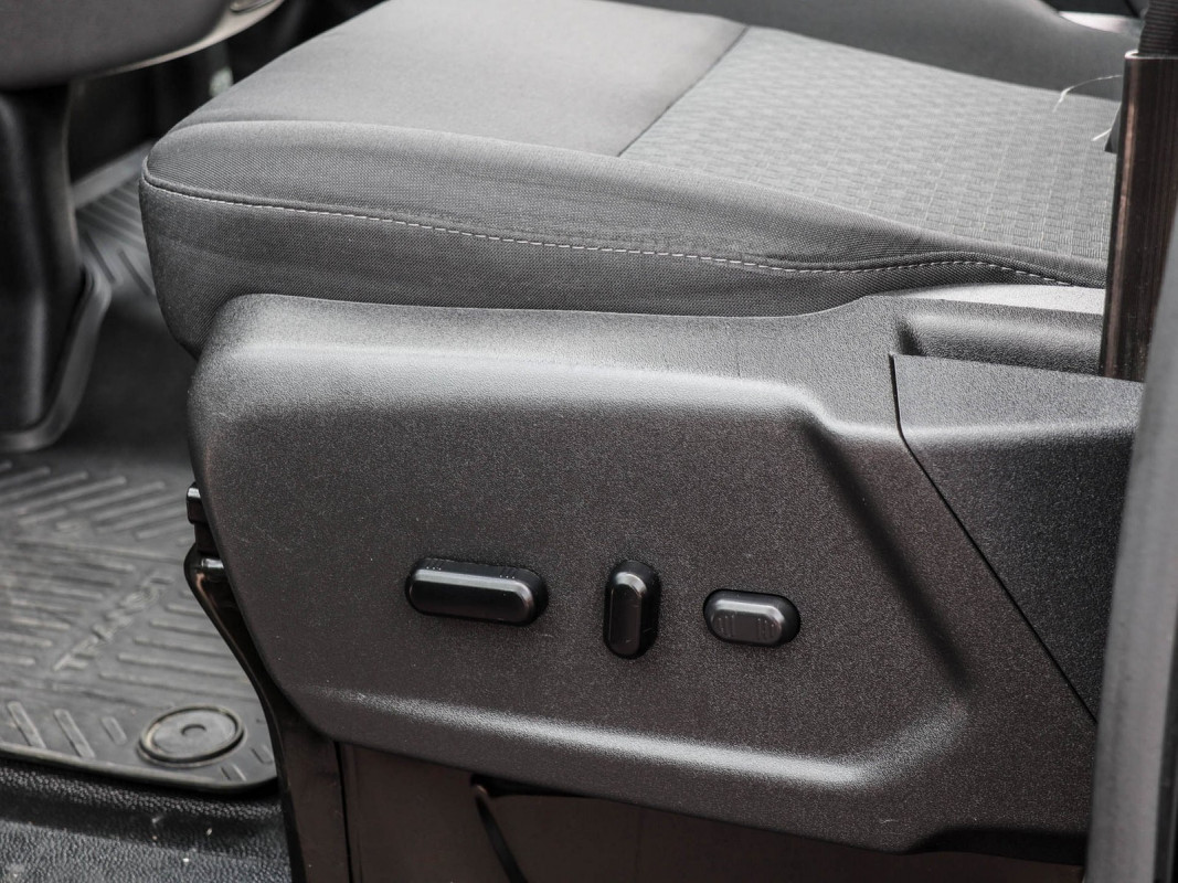 Ford Transit DOKA 350L4 Trend Standheizung, Kamera, Klima, Allwetter, - Nutzfahrzeug - Schwarz - Gebrauchtwagen - Bild 12