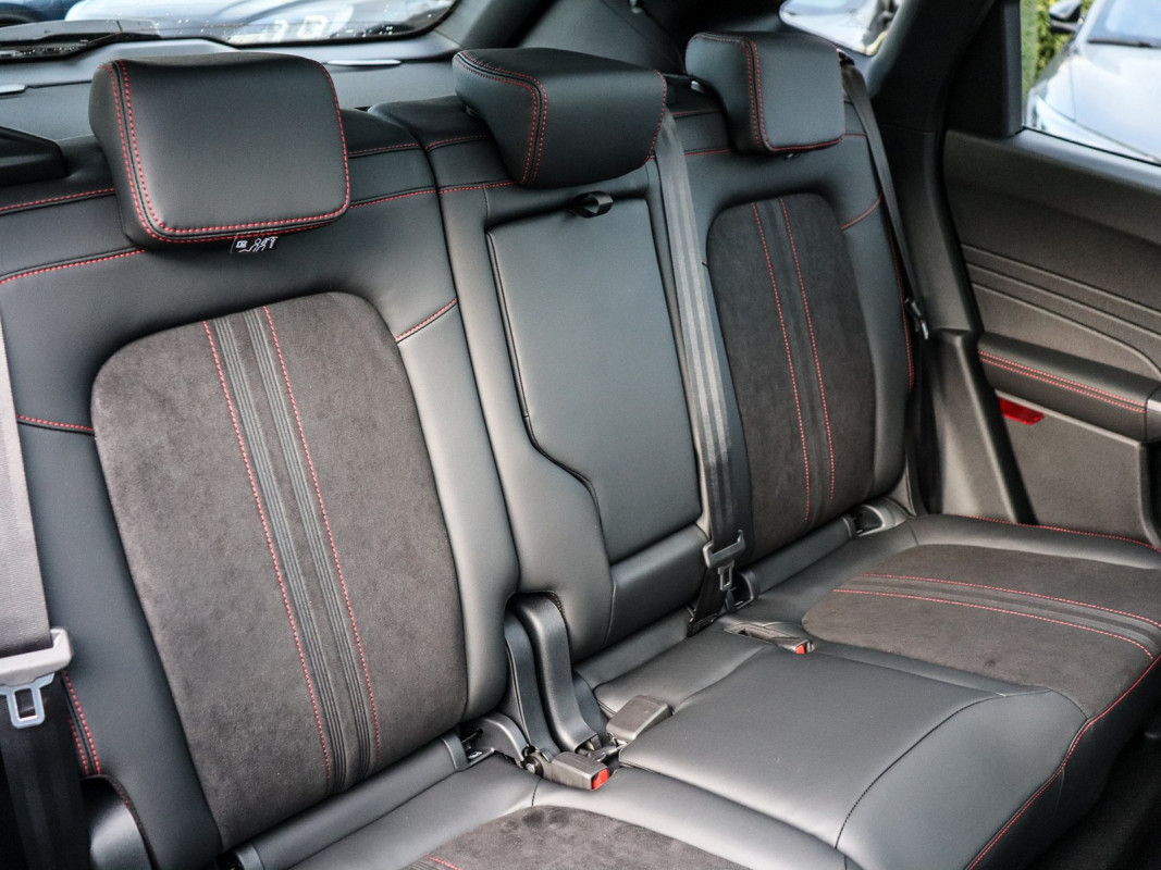 Ford Kuga - SUV/Off-road - Weiss - Gebrauchtwagen - Bild 4