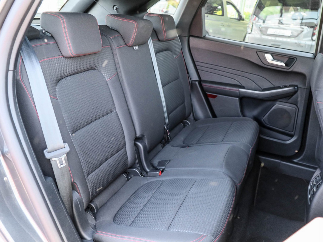 Ford Kuga - SUV/Off-road - Grau - Gebrauchtwagen - Bild 4