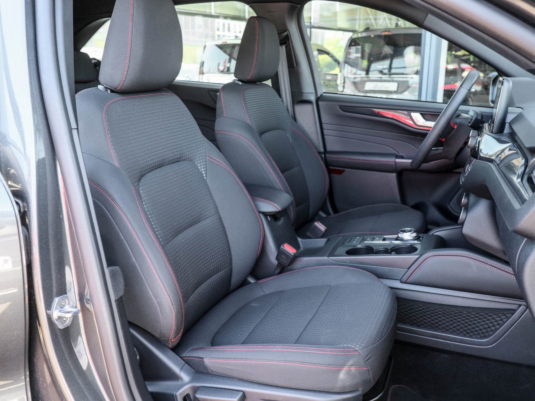Ford Kuga - SUV/Off-road - Grau - Gebrauchtwagen - Bild 6