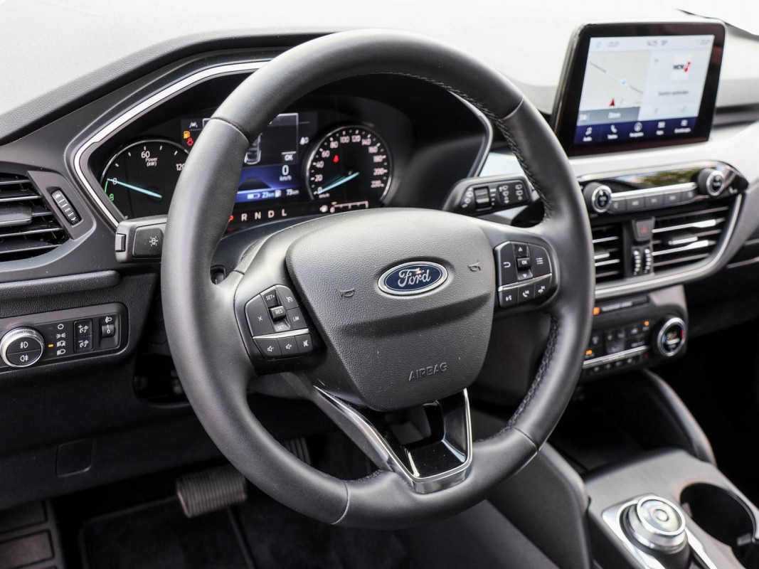 Ford Kuga - SUV/Off-road - Weiss - Gebrauchtwagen - Bild 10