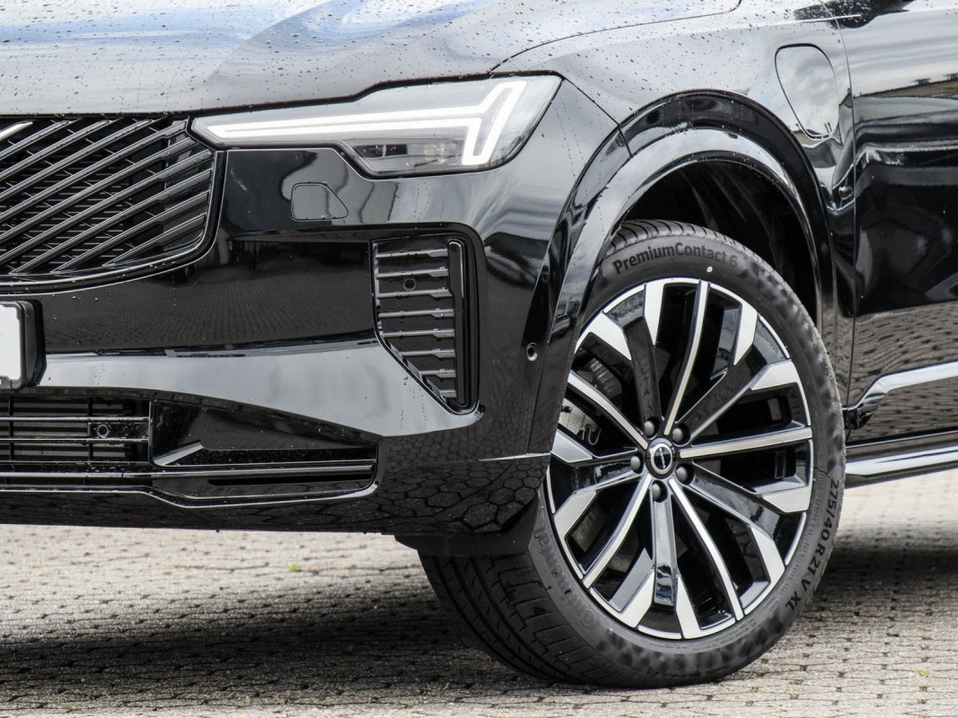 Volvo XC90 T8 Recharge Plug-In Hybrid AWD - SUV/Off-road - Schwarz - Gebrauchtwagen - Bild 5