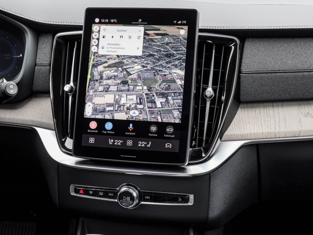 Volvo XC90 T8 Recharge Plug-In Hybrid AWD - SUV/Off-road - Schwarz - Gebrauchtwagen - Bild 7
