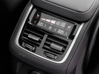 Volvo XC90 T8 Recharge Plug-In Hybrid AWD - SUV/Off-road - Schwarz - Gebrauchtwagen - Bild 15
