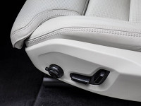 Volvo XC90 T8 Recharge Plug-In Hybrid AWD - SUV/Off-road - Schwarz - Gebrauchtwagen - Bild 13