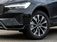 Volvo XC60 T6 Plug-In Hybrid AWD - SUV/Off-road - Schwarz - Gebrauchtwagen - Bild 5