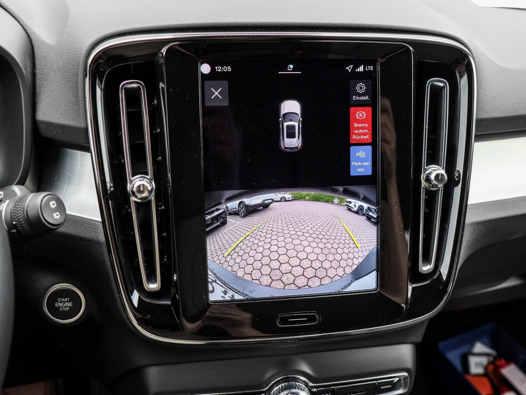 Volvo XC40 B3 - SUV/Off-road - Gelb - Gebrauchtwagen - Bild 12
