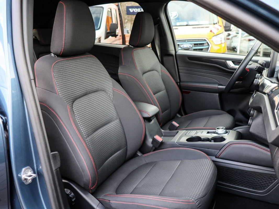 Ford Kuga ST-Line - SUV/Off-road - Blau - Gebrauchtwagen - Bild 6