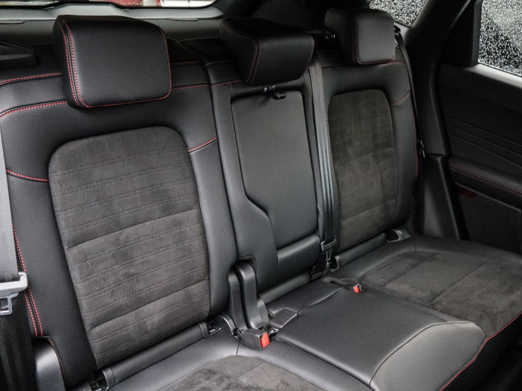 Ford Kuga ST-Line X - SUV/Off-road - Weiss - Gebrauchtwagen - Bild 4