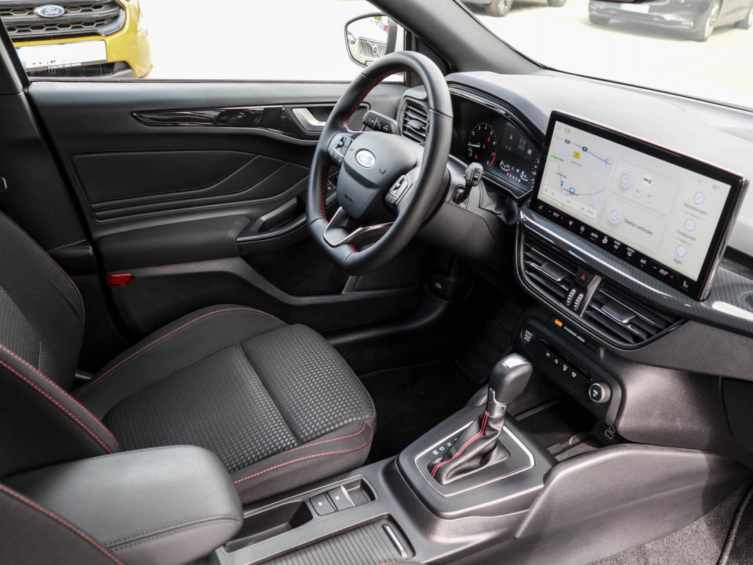 Ford Focus Turnier 1.0 EcoBoost - Kombi - Weiss - Gebrauchtwagen - Bild 3