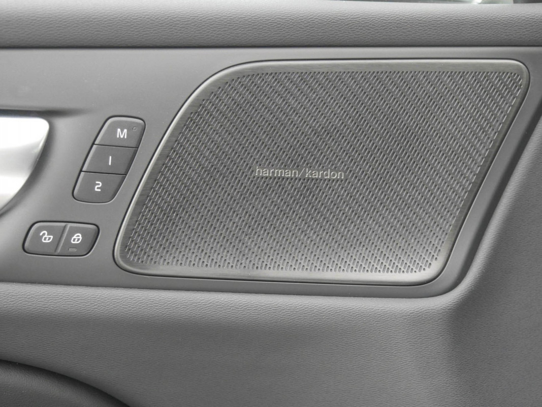 Volvo V60 - Kombi - Weiss - Gebrauchtwagen - Bild 14