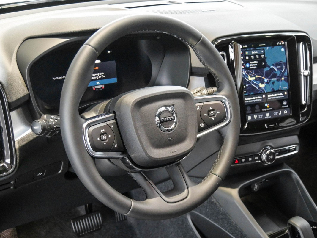 Volvo XC40 - SUV/Off-road - Schwarz - Gebrauchtwagen - Bild 9