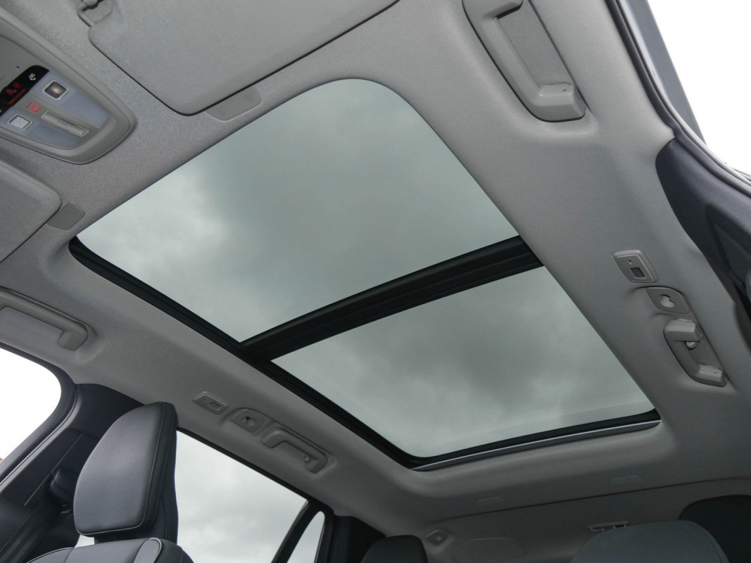 Volvo XC90 - SUV/Off-road - Grau - Gebrauchtwagen - Bild 11