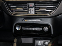Ford Kuga - SUV/Off-road - Weiss - Gebrauchtwagen - Bild 8