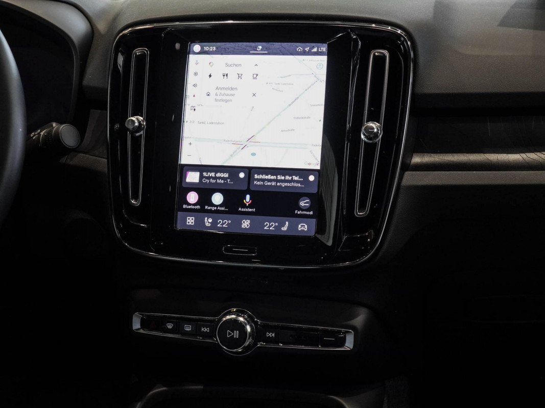 Volvo C40 Pure - SUV/Off-road - Blau - Gebrauchtwagen - Bild 7