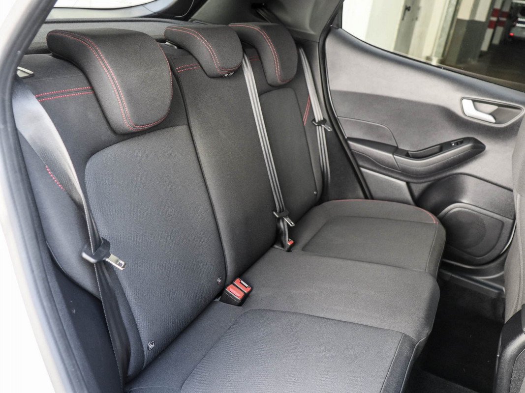 Ford Fiesta - Limousine - Weiss - Gebrauchtwagen - Bild 4