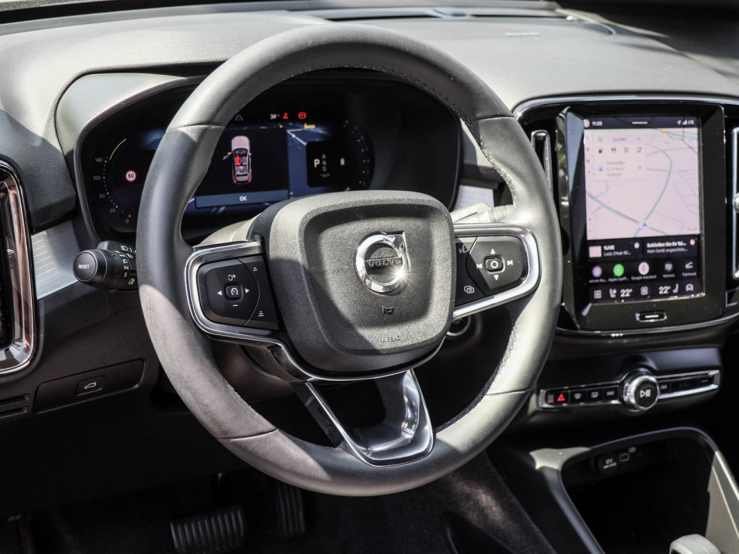 Volvo XC40 B3 - SUV/Off-road - Schwarz - Gebrauchtwagen - Bild 9