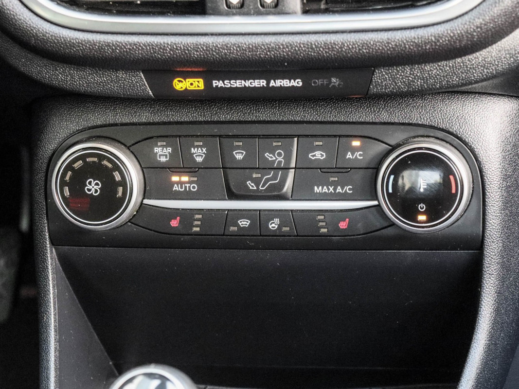 Ford Fiesta - Limousine - Weiss - Gebrauchtwagen - Bild 9
