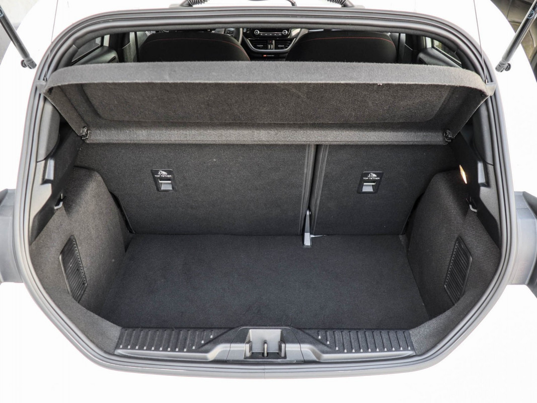 Ford Fiesta - Limousine - Weiss - Gebrauchtwagen - Bild 12