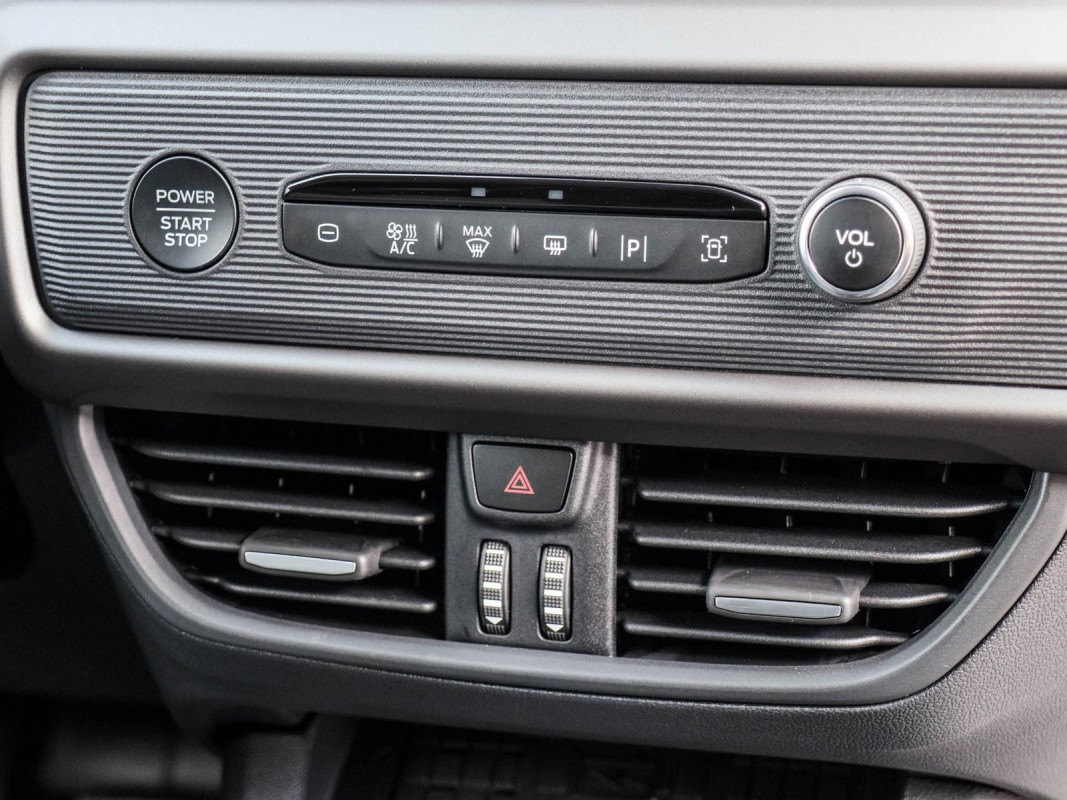 Ford Transit Courier Kastenwagen - Nutzfahrzeug - Schwarz - Neuwagen - Bild 8