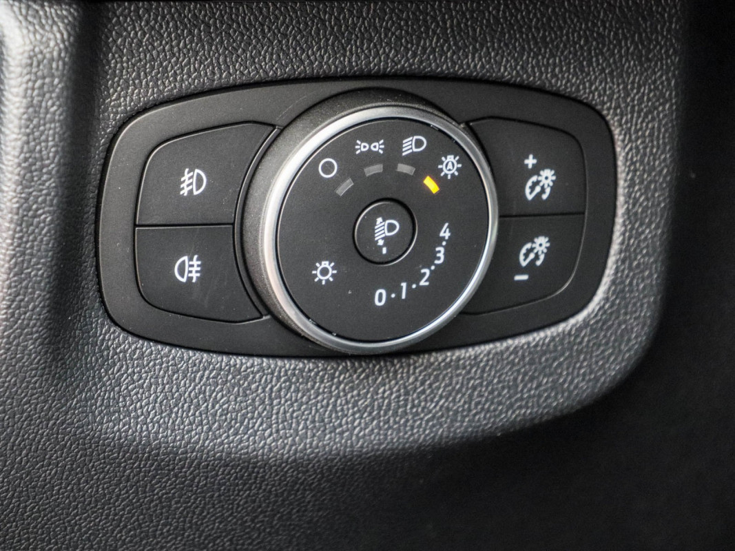 Ford Transit Courier Kastenwagen - Nutzfahrzeug - Schwarz - Neuwagen - Bild 12