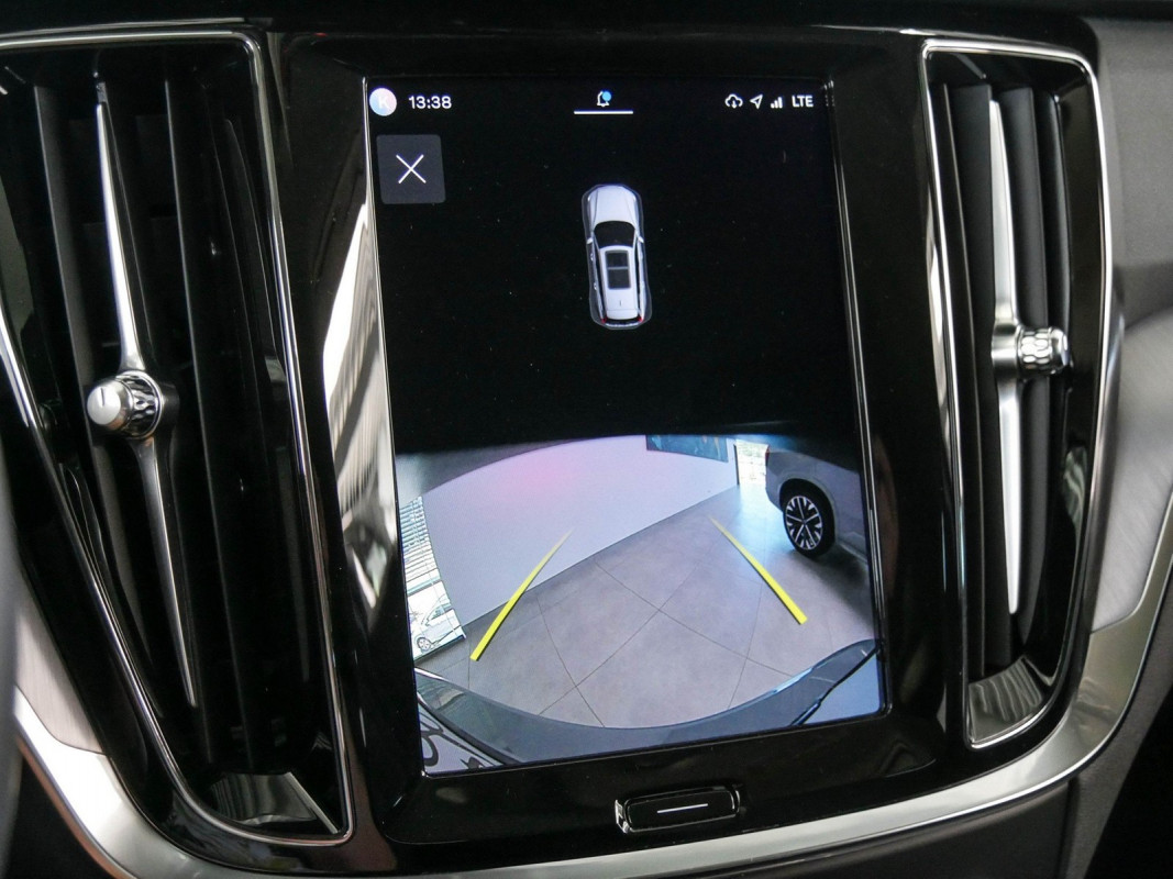 Volvo V60 T6 Recharge Plug-In Hybrid - Kombi - Grau - Gebrauchtwagen - Bild 11