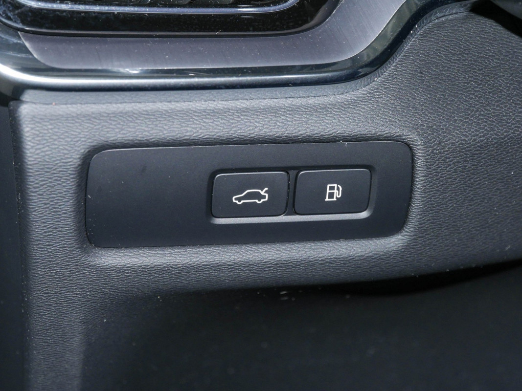 Volvo V60 T6 Recharge Plug-In Hybrid - Kombi - Grau - Gebrauchtwagen - Bild 14