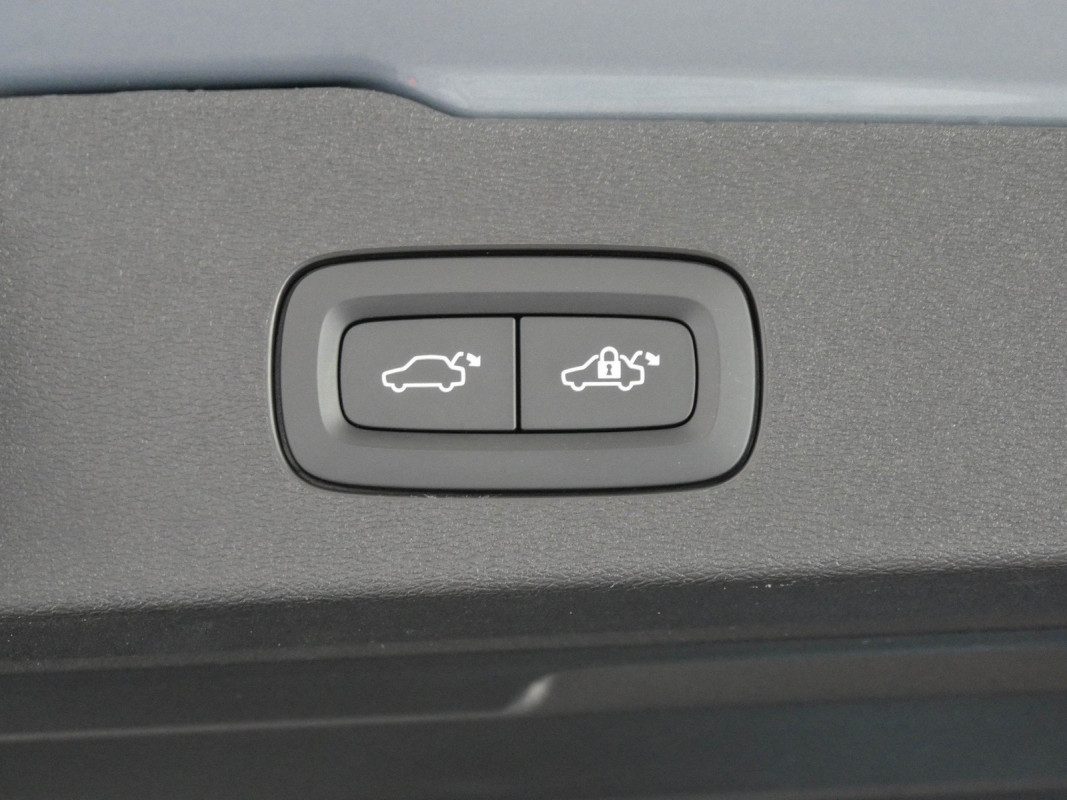 Volvo V60 T6 Recharge Plug-In Hybrid - Kombi - Grau - Gebrauchtwagen - Bild 15