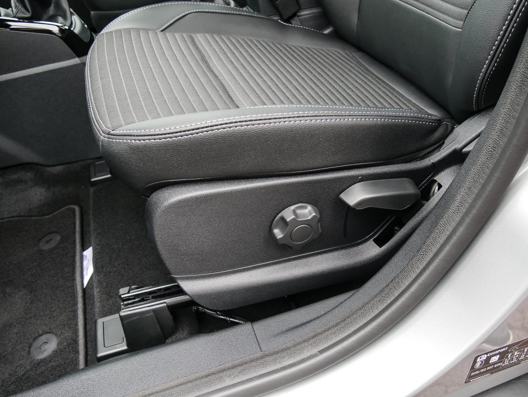 Ford EcoSport - SUV/Off-road - Grau - Gebrauchtwagen - Bild 14