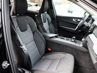 Volvo XC60 B4 Diesel Core 2 WD - SUV/Off-road - Schwarz - Gebrauchtwagen - Bild 6