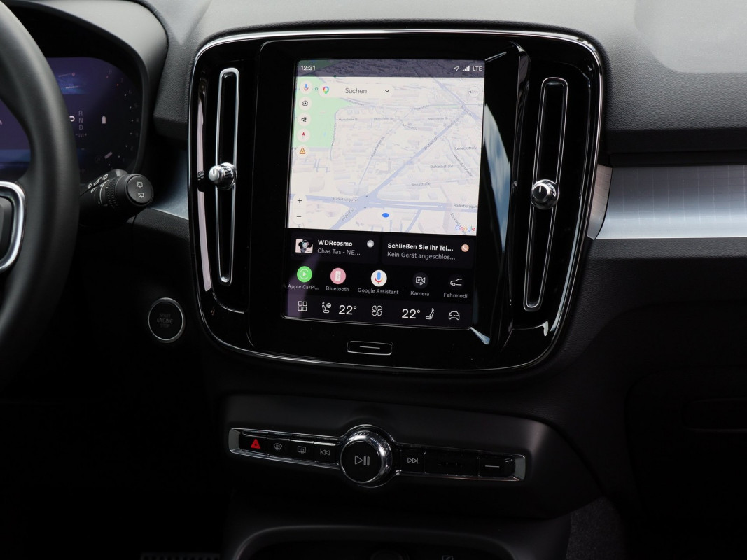 Volvo XC40 B3 (B) - SUV/Off-road - Schwarz - Gebrauchtwagen - Bild 7