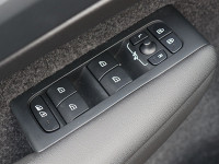Volvo XC40 B3 (B) - SUV/Off-road - Schwarz - Gebrauchtwagen - Bild 14