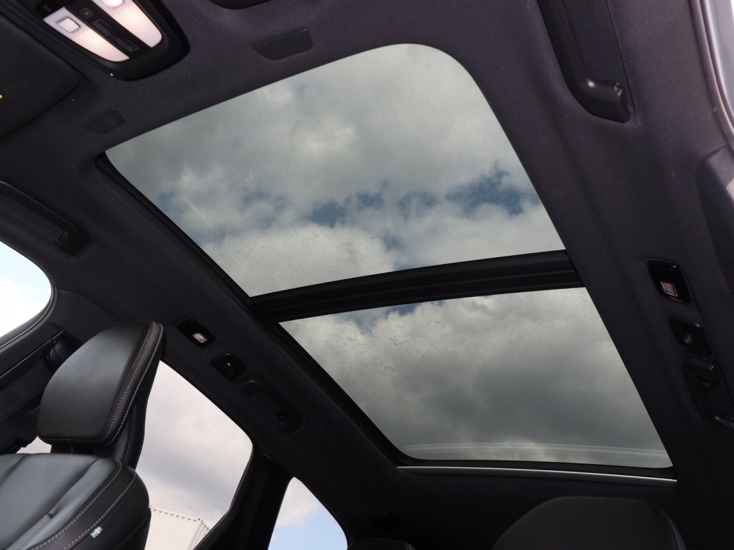 Volvo XC60 B5 Diesel - SUV/Off-road - Grau - Gebrauchtwagen - Bild 11