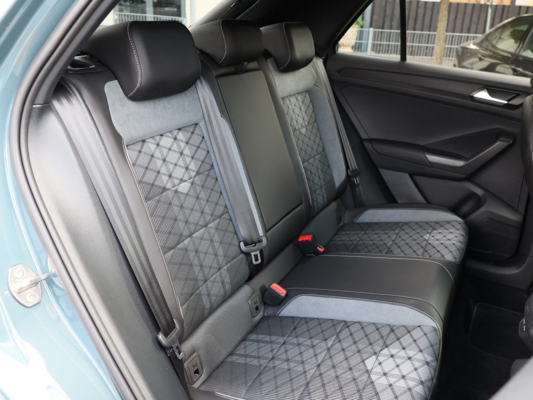 VW T-Roc 1.5 TSi DSG - SUV/Off-road - Blau - Gebrauchtwagen - Bild 5