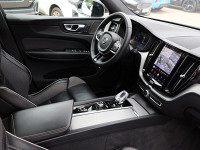 Volvo XC60 B4 Diesel AWD - SUV/Off-road - Weiss - Gebrauchtwagen - Bild 3